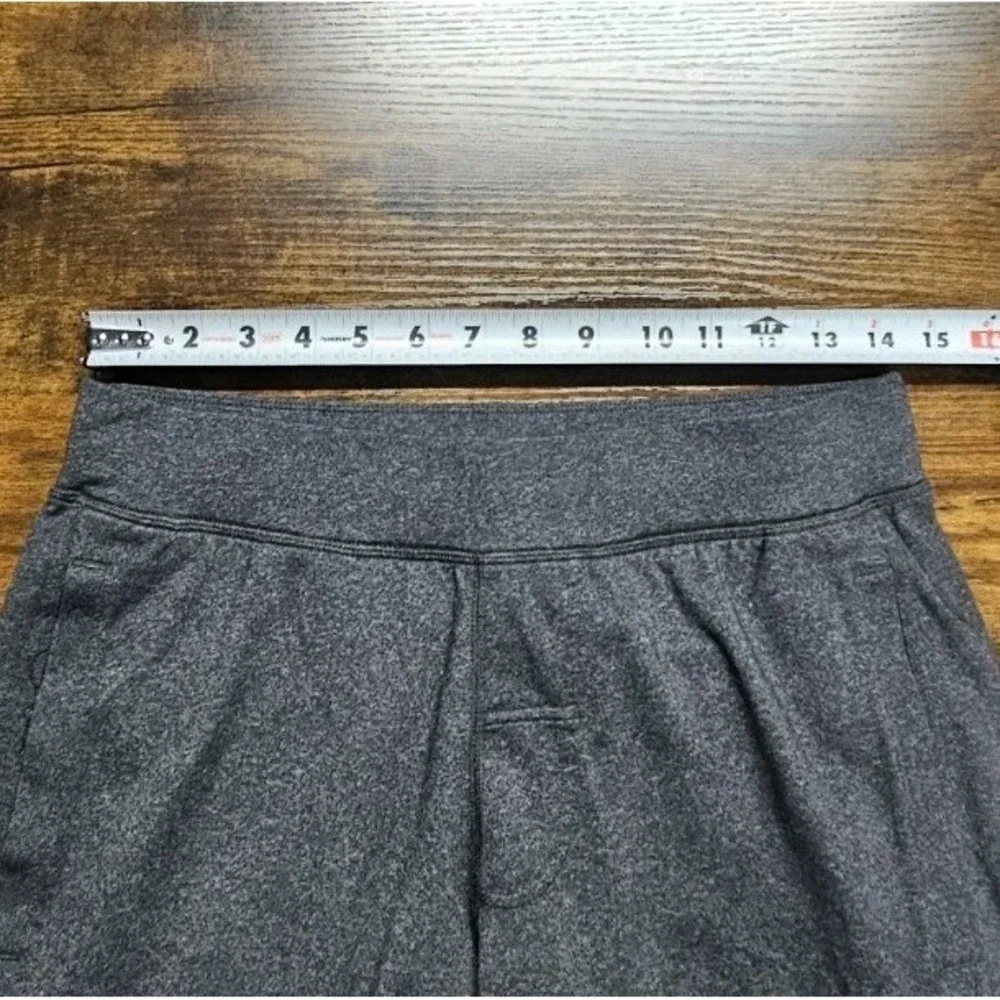 Lululemon City‎ Sweat Size Medium Heather Gray Performance Sweatpants